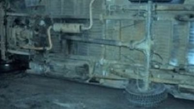 مصرع سوري في انقلاب سيارة نقل على طريق الإسماعيلية الصحراوى