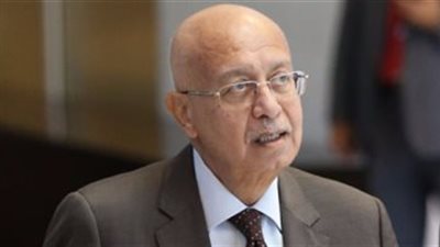 حائزو الأرض الصحراوية بـ 