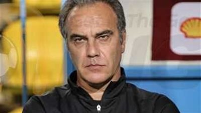 تفاصيل اجتماع لاسارتي مع مدير الكرة في الأهلي