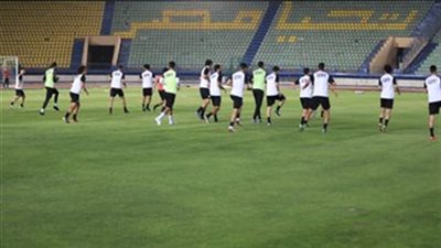 المنتخب يكتفي بتدريب صباحي في الجيم