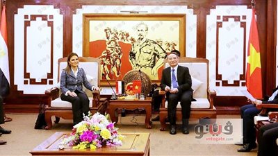 توقيع 5 مذكرات تفاهم مع وزيري «الاستثمار والنقل» بفيتنام