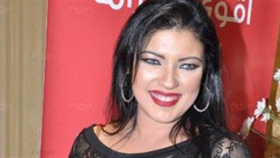 ابنة فيفى عبده: سعيدة بدوري في مسرحية «حارة العوالم»