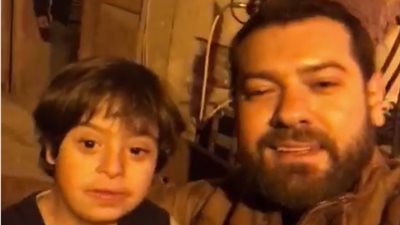 بالفيديو.. عمرو يوسف مع طفل «معاق» في كواليس مسلسله الرمضاني