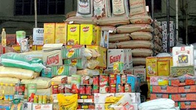 «التموين» تبدأ في صرف المقررات للمواطنين