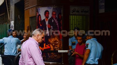 «السبكي» يتابع الإقبال على أفلامه بسينمات وسط البلد