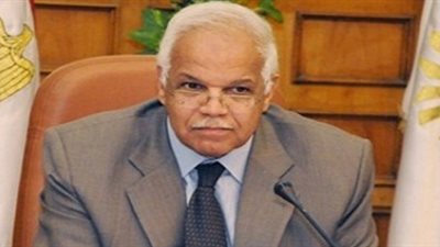 وزير النقل يلتقي مسئولي السكك الحديدية لمناقشة تطوير الهيئة