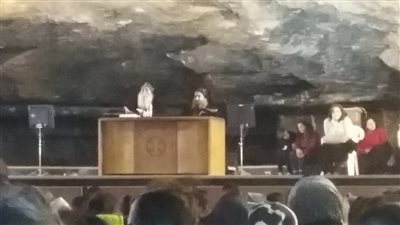 الأنبا بيمن يزور دير العذراء بجبل أسيوط (صور)