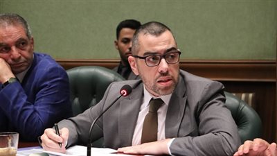 نائب: موظفو الصناديق الخاصة محرومون من الترقيات