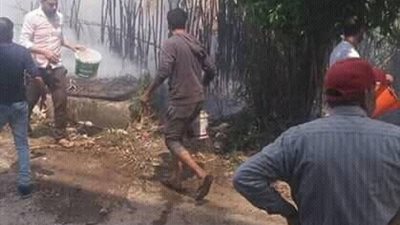 نشوب حريق بأرض زراعية في دمياط (صور)