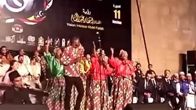 «الكونغو برازافيل» ترحب بسفيرها على طريقتها بمهرجان سماع (فيديو)