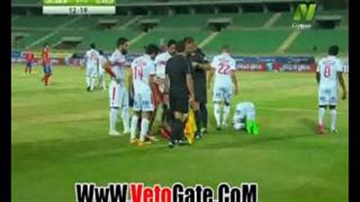 بالفيديو.. وليد سليمان يحصل على إنذار بسبب تدخل عنيف ضد جمعة