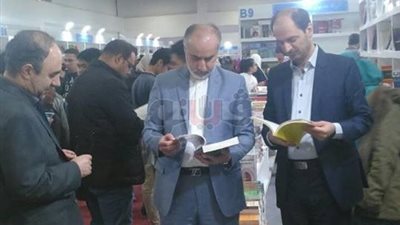 رئيس مكتب رعاية المصالح الإيرانية بالقاهرة يزور معرض الكتاب (صور)