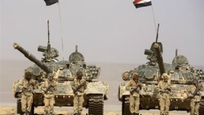 مقتل 10 من القاعدة في هجوم على معسكر للجيش اليمني