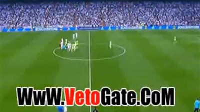 بالفيديو.. «كومباني» يخرج مصابا مع بداية مباراة الريـال ومان سيتي