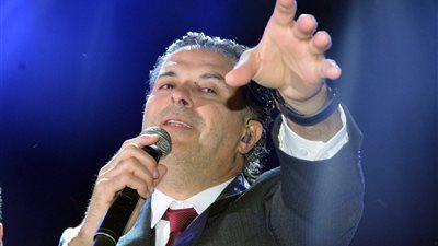 راغب علامة يتألق في حفل القاهرة الجديدة بحضور محمد زيدان (صور)