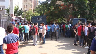 لطلاب الثانوية العامة.. بيان بتوزيع درجات امتحان الفيزياء