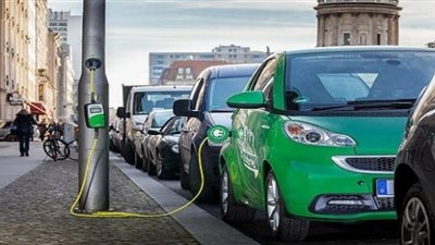 مرسيدس تطلق مخطط الشركة حول السيارات الكهربائية