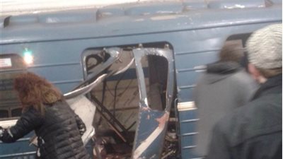 بالفيديو والصور.. القصة الكاملة لانفجار مترو سان بطرسبورج.. مقتل 10 أشخاص وإصابة 50 آخرين.. الكرملين: التفجير تزامن مع زيارة بوتين للمدينة.. والرئيس الروسي: الأمن يحقق وفرضية الإرهاب مطروحة