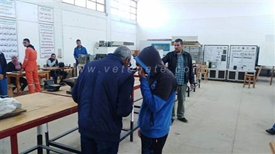 رئيس مدينة غارب يستجيب لبكاء أم طالب رفض ابنها دخول الامتحان