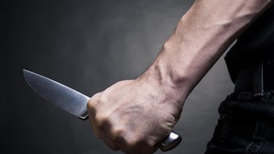 كهربائي يقتل موظفين ويشعل النيران في شقتيهما لإخفاء جريمته