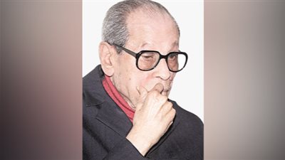 نجيب محفوظ يشرح التربية الدينية الصحيحة