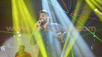 بالصور.. محمد حماقي يتألق في حفل عيد الأضحى بالغردقة
