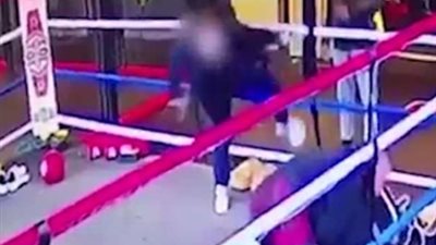 مدرب لياقة بدنية يعتدي على رجل بضربة رأس (فيديو وصور)