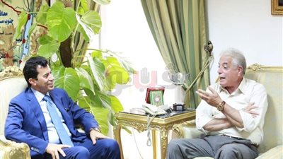 وزير الرياضة يبحث مع محافظ جنوب سيناء سبل دعم وتطوير المنشآت