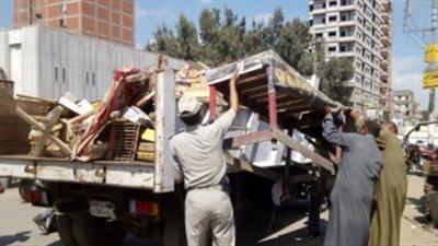 تحرير 37 محضر إشغال طرق ونظافة بمركز المنيا