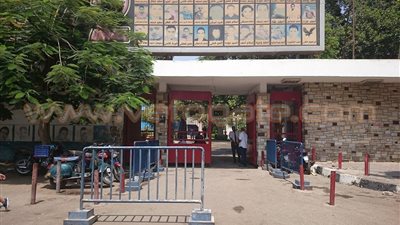 هدوء حذر وتمشيطات أمنية أمام النادي الأهلي