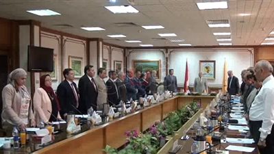 جامعة المنيا تناقش الاستعدادات لأسبوع متحدي الإعاقة