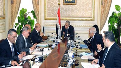 «الوزراء»: تعديل أخطاء بعض مواد قانون الخدمة المدنية