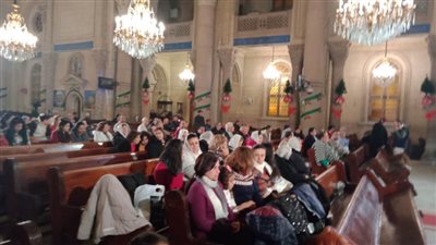توافد أقباط الكنيسة المرقسية بالإسكندرية للاحتفال بقداس رأس السنة| صور