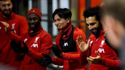 مينامينو بجوار محمد صلاح في مرانه الأول مع ليفربول