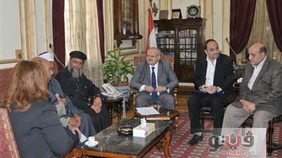 رئيس جامعة القاهرة يستقبل وفد بيت العائلة