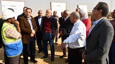مدبولي يتفقد أراضى «بيت الوطن» للمصريين بالخارج في القاهرة الجديدة