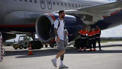 منتخب الأرجنتين يصل مدينة نوفجورود استعدادا لكرواتيا (صور)