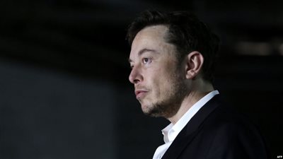 إيلون ماسك.. 11 حقيقة عن الرجل الذي أطاحت به تغريدة