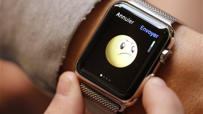 ساعة آبل الذكية تجري المكالمات بدون هاتف أي فون