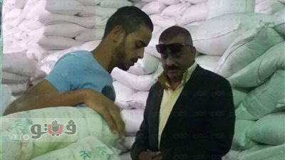 بالصور.. «تموين بورسعيد» تتسلم 50 طن سكر ومنظفات