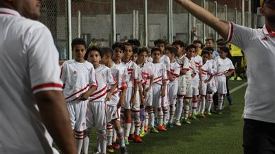 الزمالك 2000 يفوز على المقاولون بثلاثية في دوري القطاعات