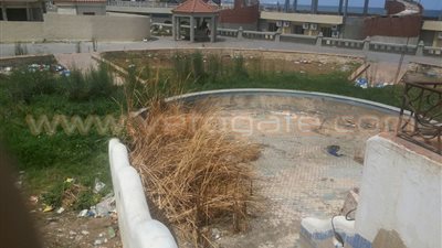 بالصور.. الإدارة المركزية للنظافة تواصل أعمالها لتجميل منطقة «سموحة»