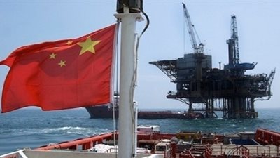 الصين تؤكد مواصلة شراء النفط الإيراني رغم العقوبات الأمريكية