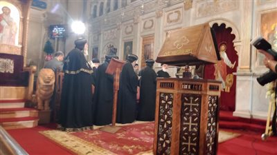 وصول البابا تواضروس الثاني ليترأس قداس رأس السنة | صور