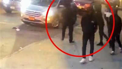 بعد حادث طعن بمنزل حاخام.. يهودي يتعرض لمضايقات من 7 مراهقين في بروكلين