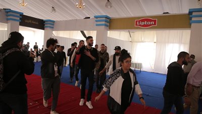 توقيع كتاب «كايروكي» بحضور أعضاء الفريق في معرض الكتاب (صور)