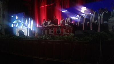حفل تخرج الأكاديمية العربية للعلوم بحضور وزير التعليم العالي (صور)