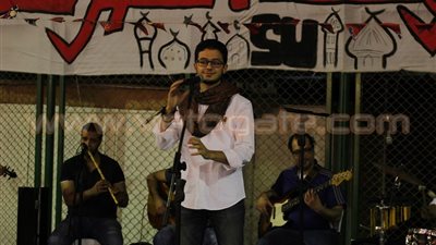 بالصور.. «مصطفى عاطف» يشعل احتفالية «صيدلة عين شمس»