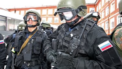 الأمن الروسي يغلق محطة مترو في «بطرسبورج» بسبب طرد مشبوه