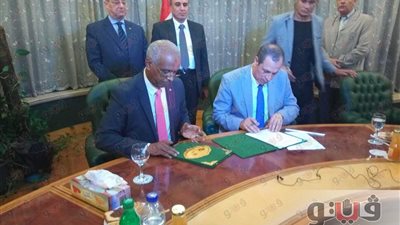 بالصور.. نقابة الصحفيين توقع عقد اتفاق مع المقاولون العرب